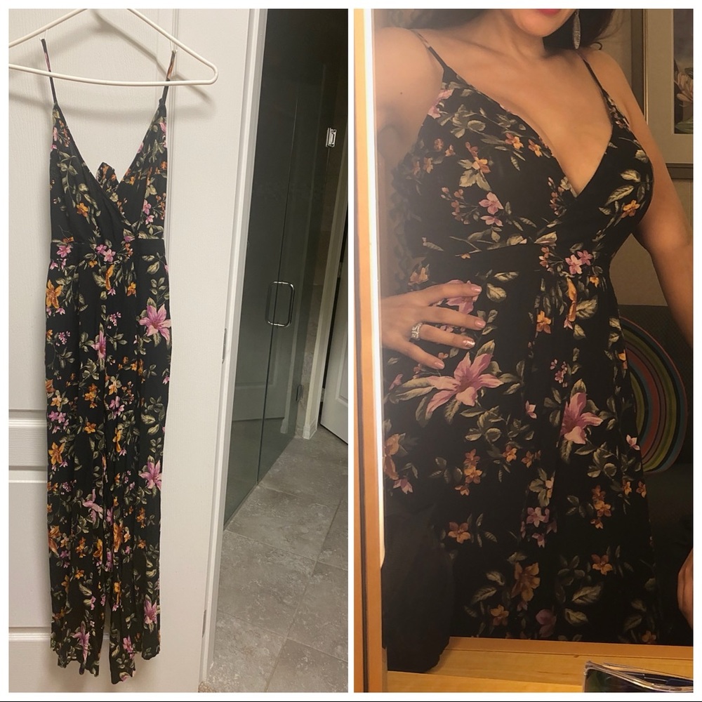 3 for $15 American eagle jumpsuit high slits